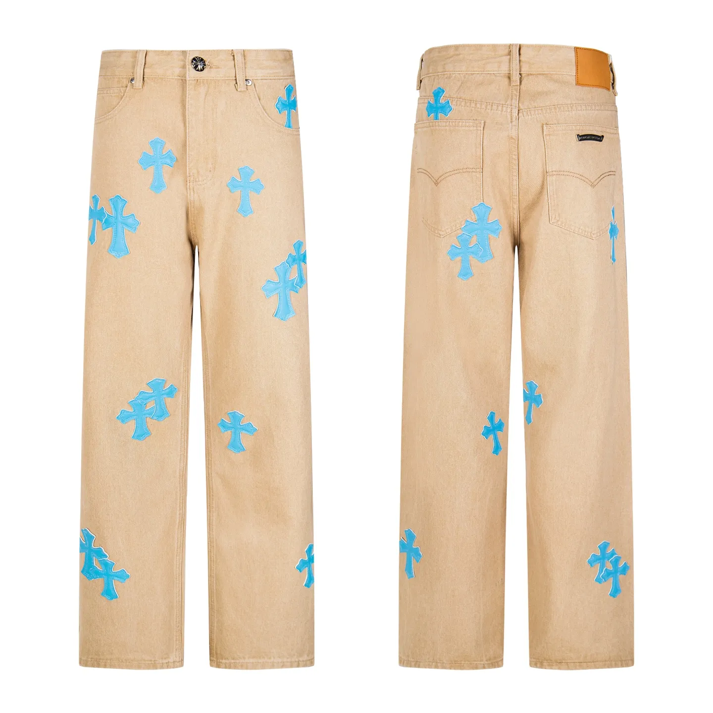P240 Chrome Hearts 2025 New Light Blue Cross Leather Label Couple Washed Jeans This season’s hot item is sought after by countless celebrities and fashionistas. The neat details of the cutting process add color to the playful fashion! The neat and meticulous design, and the well-fitting structure is unique. The upper body not only has outstanding recognition, but also looks younger and younger. A style with the ultimate wearing meaning and performance, gorgeous color matching, and the craftsmanship of this style is also extremely extraordinary. After the finished product is washed, it is disassembled and hand-made with sheepskin cross leather and then spliced ​​together to complete. The whole piece has too many craftsmanship to describe. It is decorated with patchwork cross flowers and high-waisted washed jeans! ! Absolutely high-end luxury product, a god-level single product, a super popular product, made with top heavy industry, a magic weapon that cannot be missed. Style number: 1867# Size: 28 30 32 34 Color: khaki blue